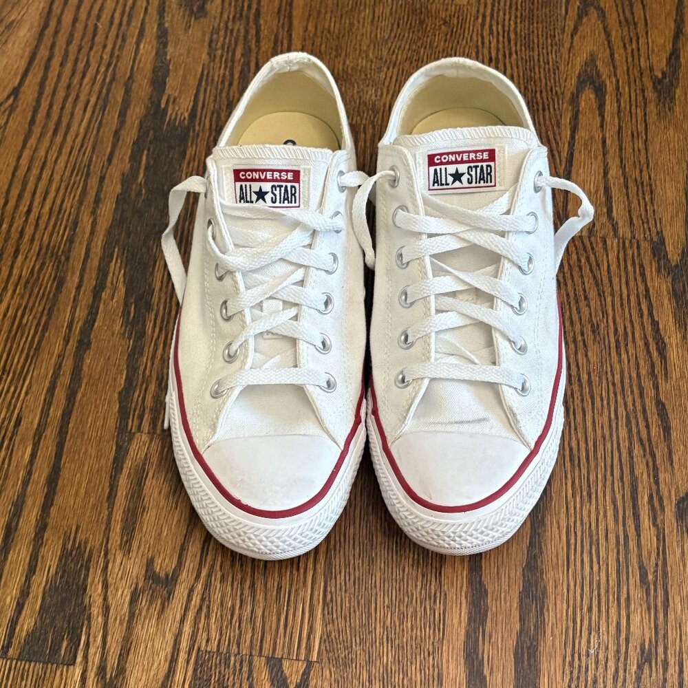 Converse sneakers size (10)
